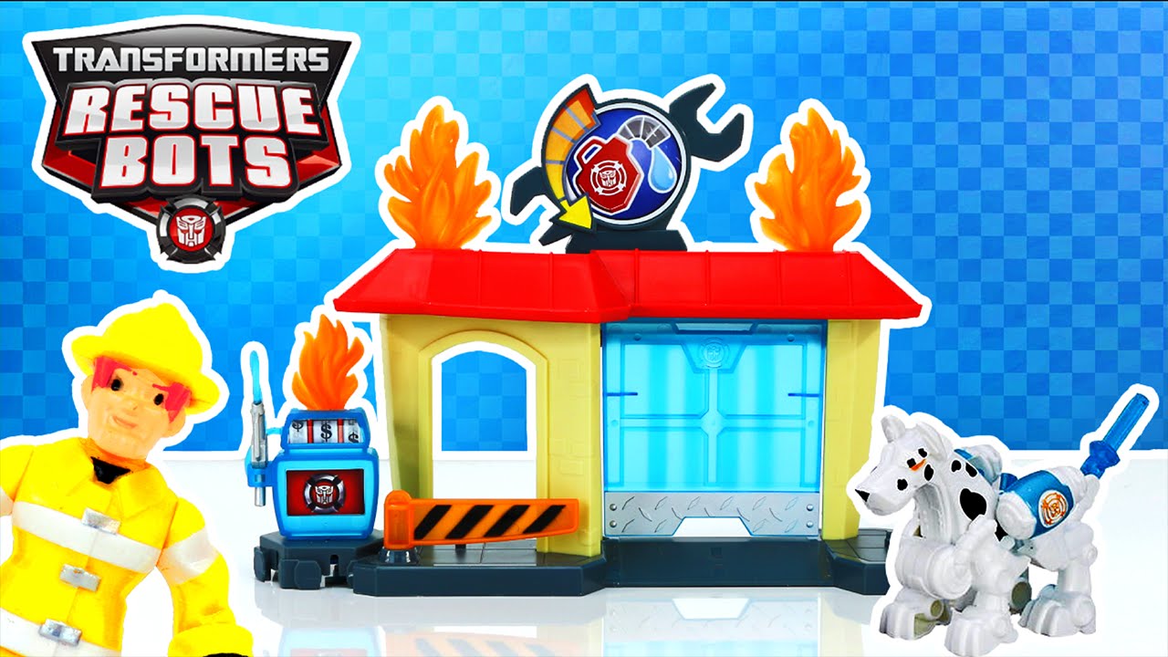 Kade Burns Griffin Rock Fire Garage Fireplug Transformers Rescue Bots Playskool 