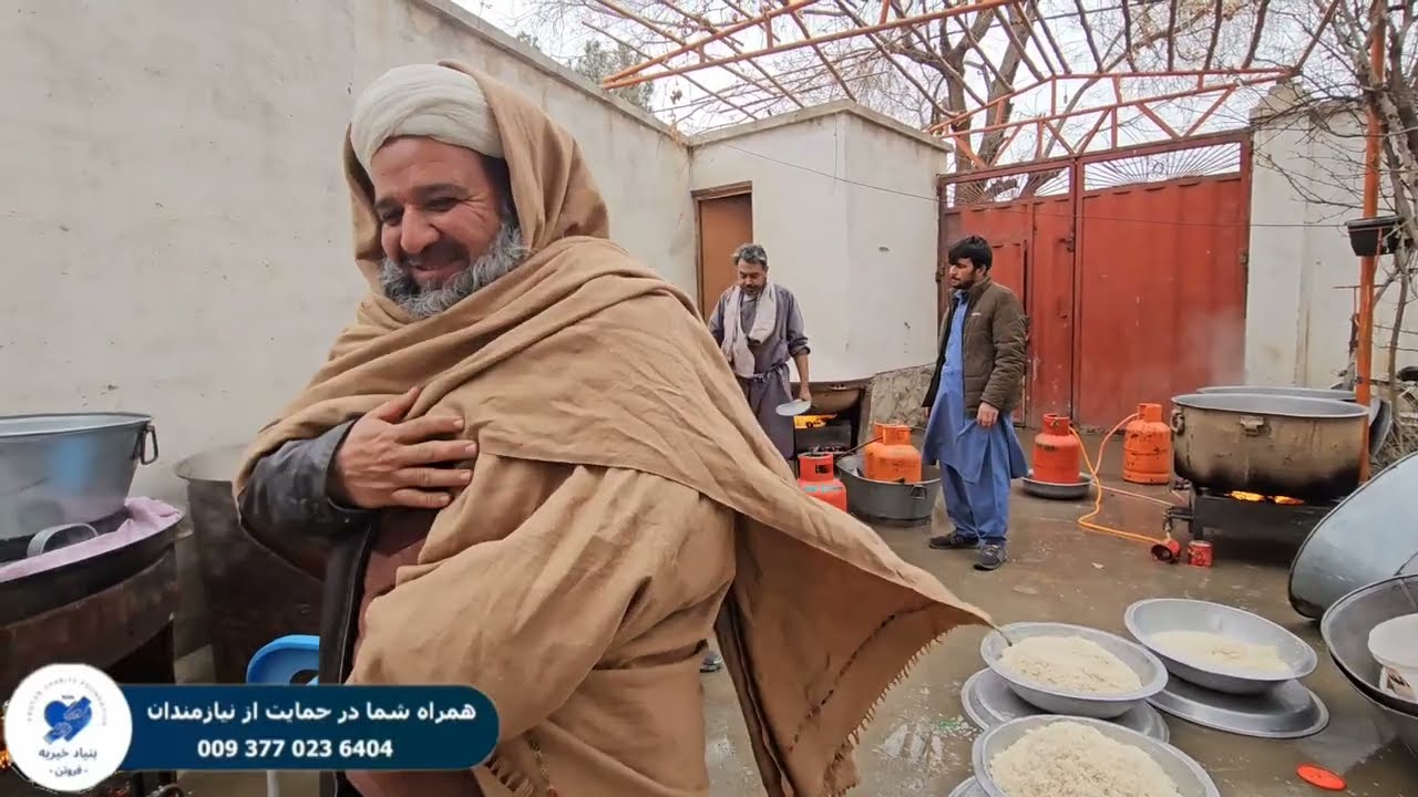 بزرگترین توزيع قابلی مزه دار برای هموطنان توسط نهاد خیریه فروتن 😍