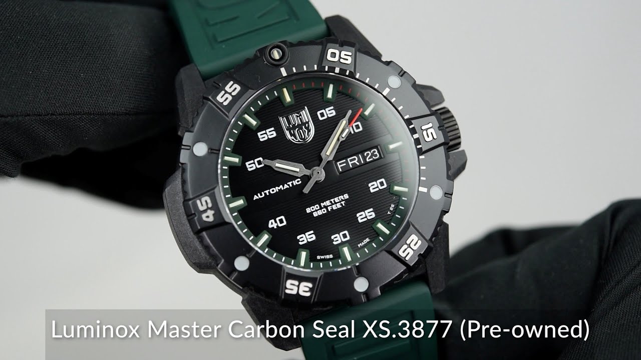 Luminox Master Carbon Seal XS.3877 (Pre-owned) - SeriousWatches.com