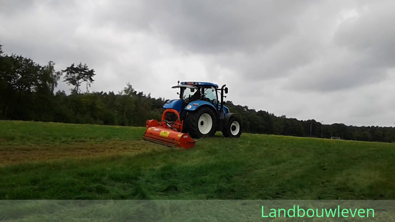 Demo akkerranden maaien