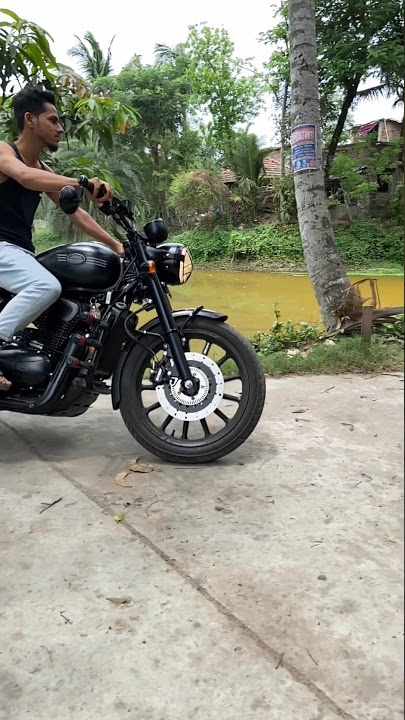 jawa 42 2.2 black🔥 jawa 42 2.1 price #viral #youtubeshorts #shortsfeed #iphone #rhshorts