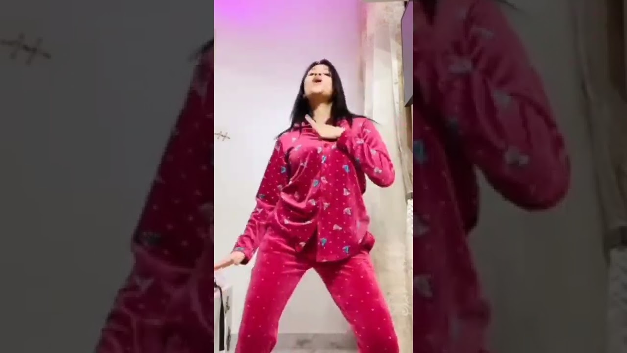 KACCHA BADAM  wali didi 