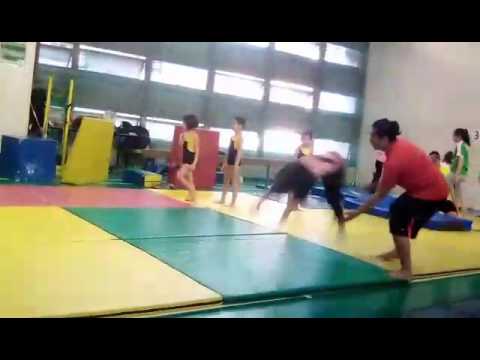 Backhandspring Fail😨😢😵😖😭 - YouTube