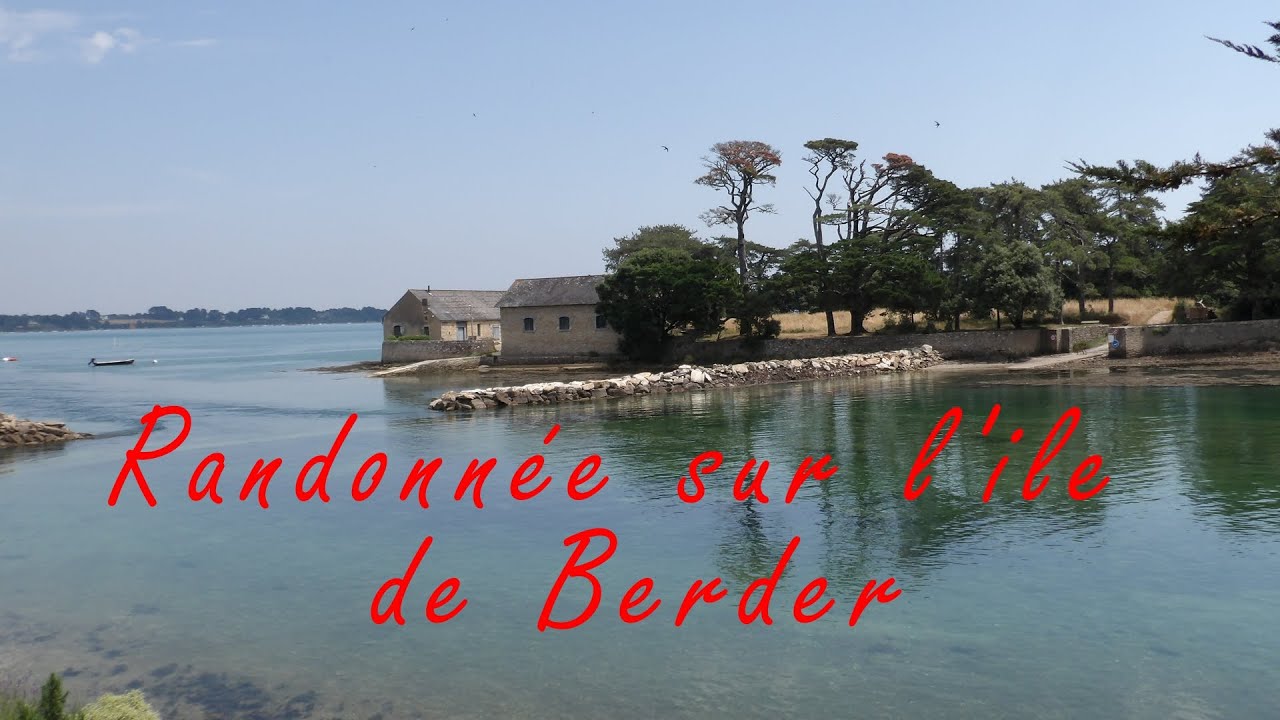 Randonnée sur l'ile Berder à Larmor-Baden, commune du Morbihan .
