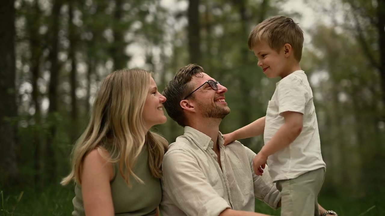 Lovestories By Sara | Familjefotografering med highlightfilm