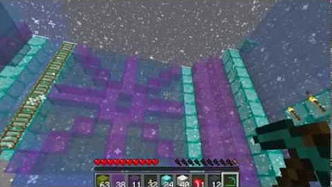 Building Elsa's castle in Minecraft