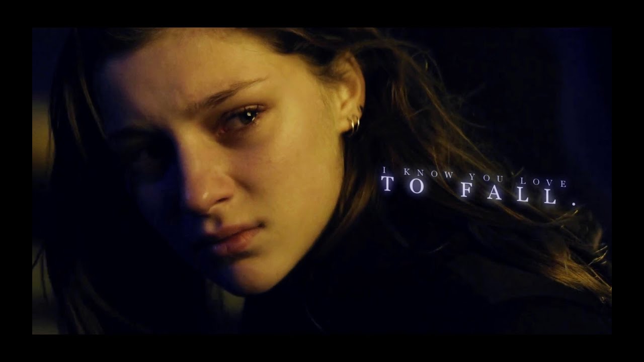 Lola Lecomte | I know you love to fall