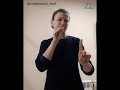 (Видео со звуком): Вечный вопрос: оказывает ли влияние жестовый язык на устную речь.