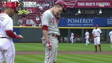 Hellickson drives in Galvis on an RBI triple
