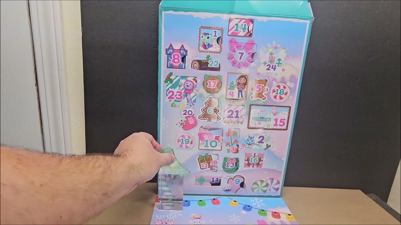 Day 15 Gabby's Dollhouse Advent Calendar - YouTube