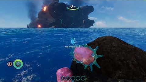 Subnautica Playthrough Part 1 - CRASH LANDING!