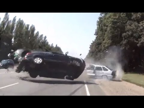 ➤YENI➤ Inanılmaz Trafik Kazaları ➤INANILMAZ➤HD / RUSYA