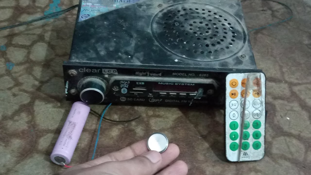 Amplifier stereo kai remote ke battery Ko fanke nahin charge Karen aur use bar bar use Karen 