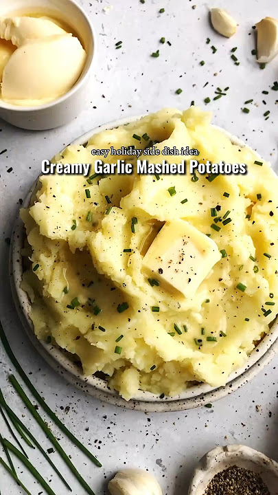 Creamy Garlic Mashed Potatoes https://lifemadesweeter.com/mashed-potatoes/