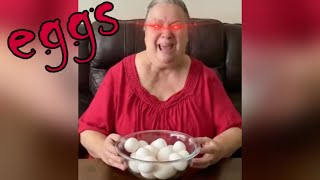 Grandma Loves Eggs! | Ep. 623