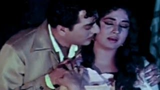 ... dil jo na keha saka... song from super hit movie bheegi raat
(1965) star...