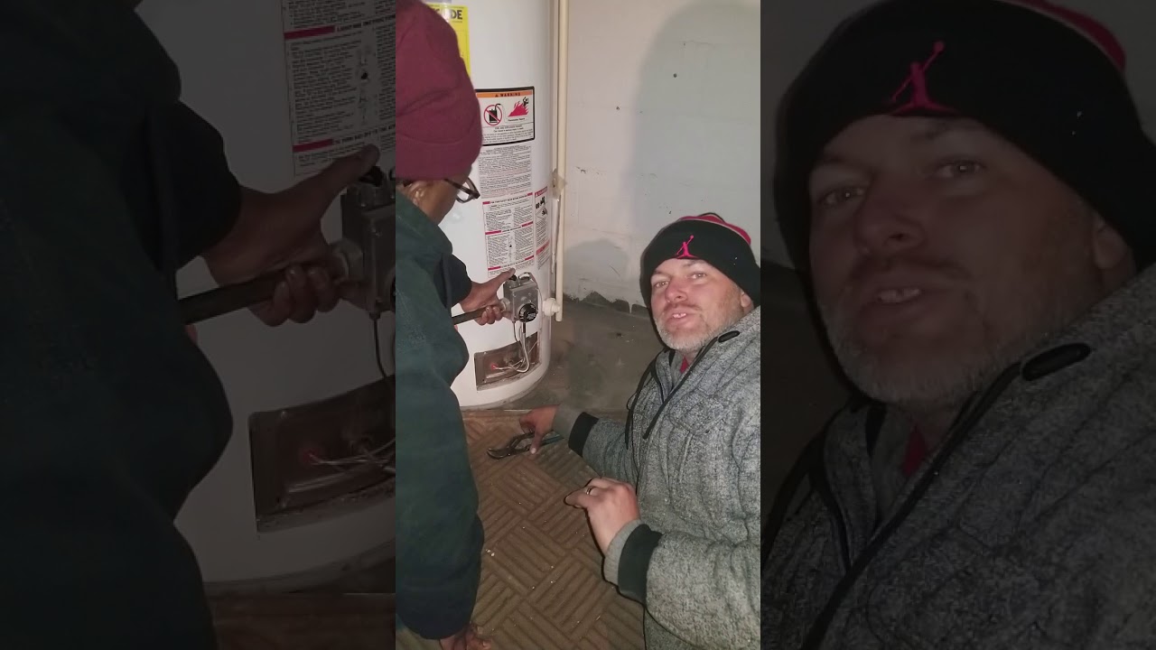 How to relight a pilot light on a GE Water Heater - YouTube