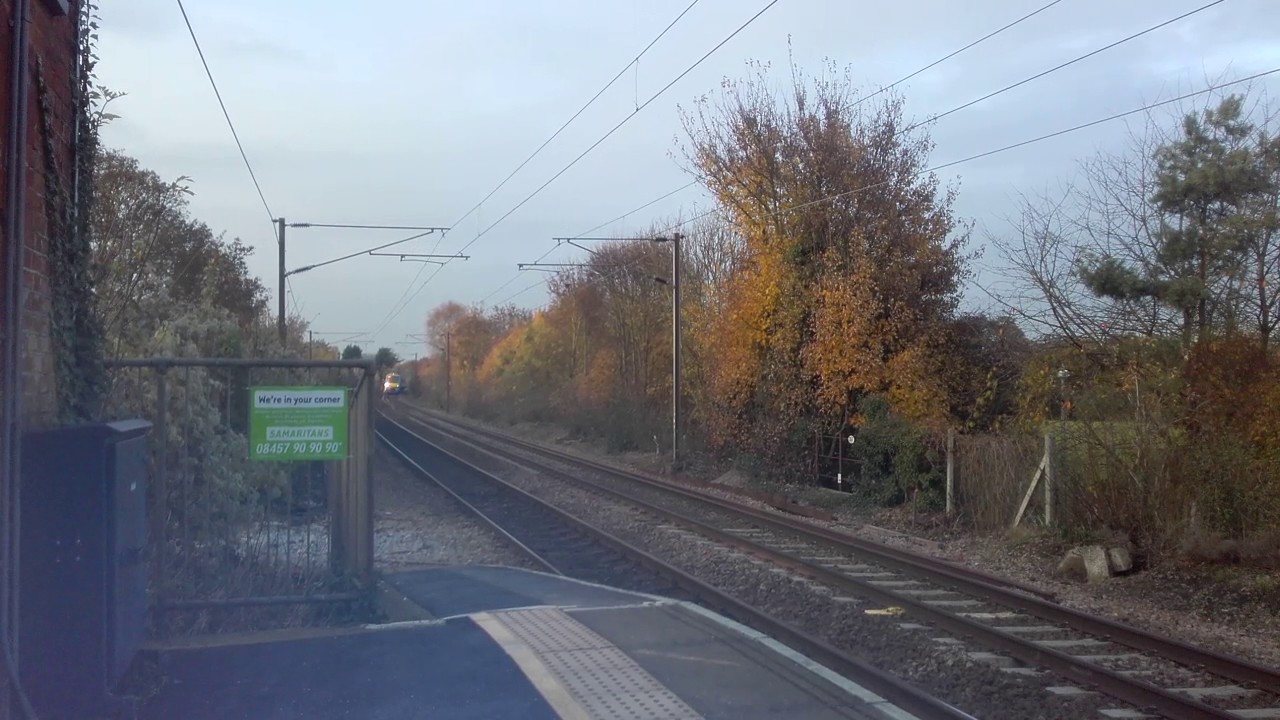 camera iphone 8 plus apk *NICE 2 TONE* Greater Anglia 170207 arrives into Needham Market | 19/11/2016