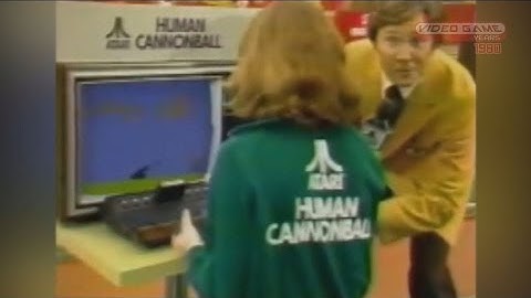 Atari 2600 Blows Up with Space Invaders (1980) - Video Game Years History