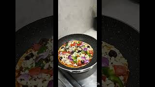 Leftover roti pizza in 5 minutes 🍕✨#LeftoverRotiPizza #EasyRecipe #Instant #5MinRecipe #Viral #ForU