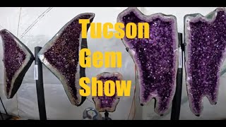 Walking favorite vendors at 2024 Kino Tucson Gem Show. #amethyst #gemshow #tucsongemshow