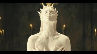 Pixelated Movie Reviews - Snow White And The Huntsman Movie Review