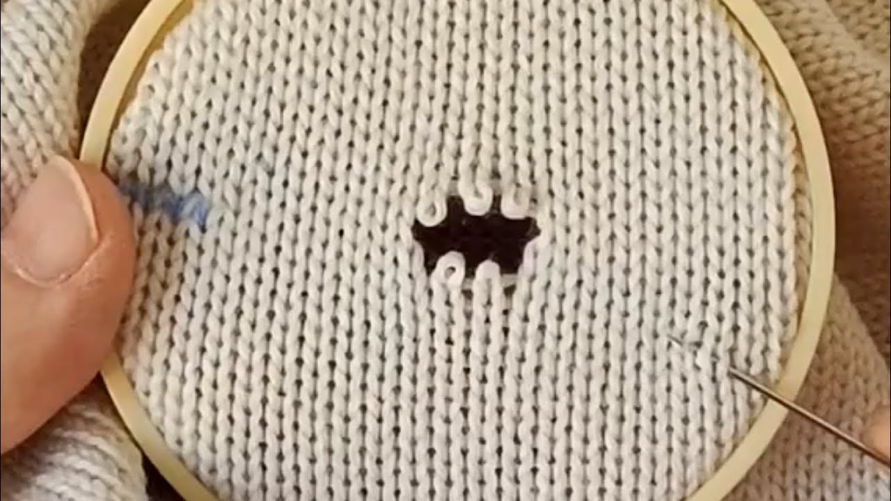 How to Perfectly Repair a Hole in a Knitted Sweater at Home Without ...