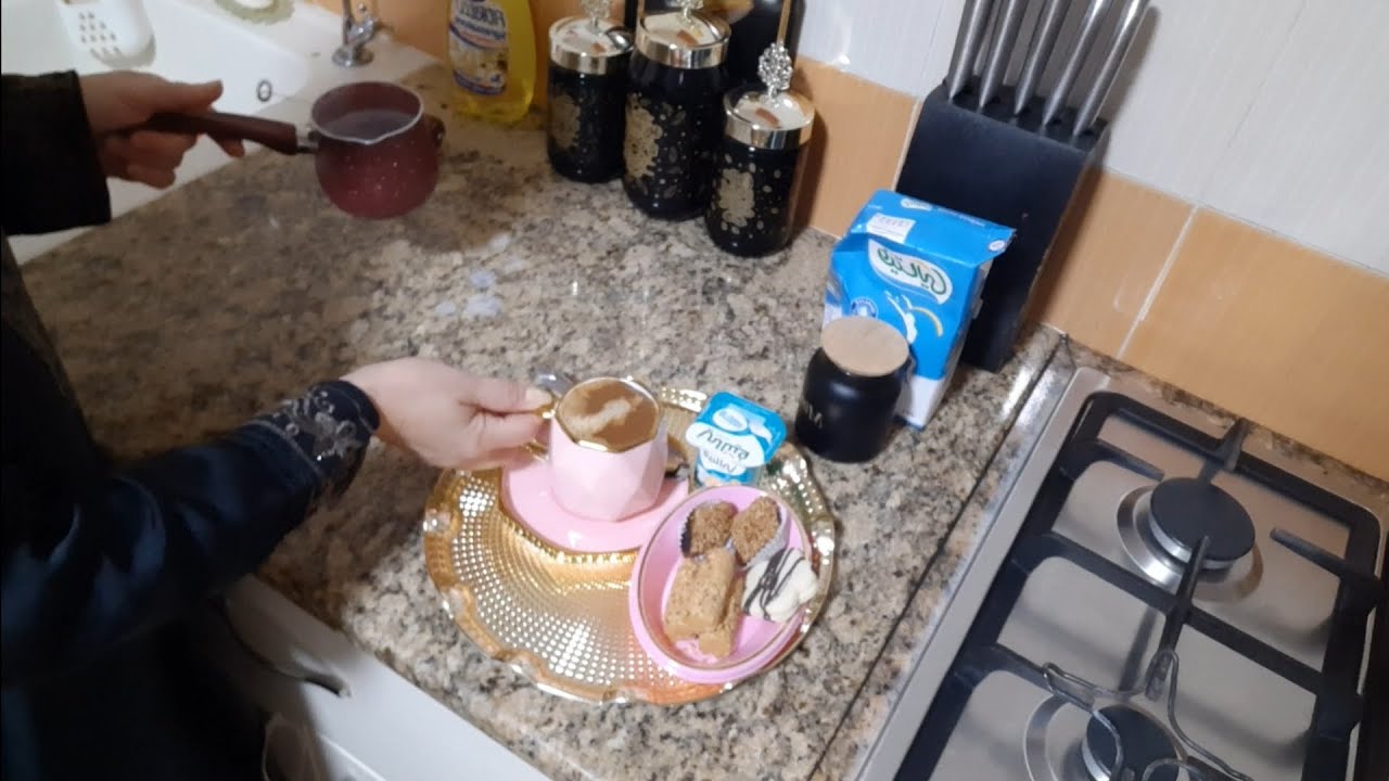 ما تتحل العينين كان بقهيوة الصباح☕ وجيتكم بدبارة الفطور🥗 كيف العادة و العوايد 🤗