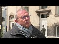 Le conseiller communal MR qui voulait "casser du casque" à La Boum 2 - RTBF Info