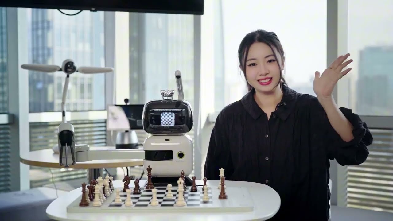 SenseRobot Unboxing Video - Find Out How This Chess Magic Works!