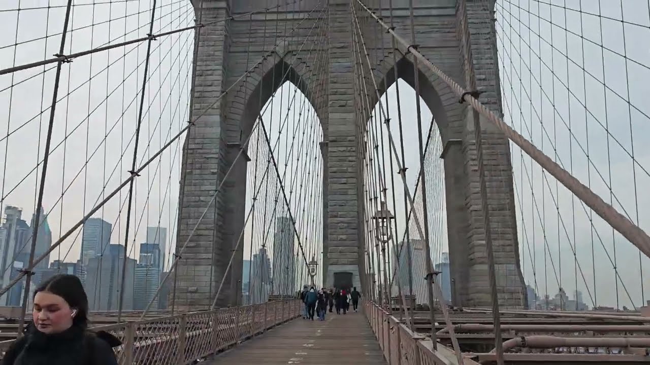 Brooklyn Bridge Walk on a Cloudy Day 🌥️ | Views, History Plaques & Engineering Details
