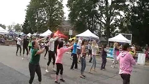Juan Alzamora - Healthy Harford Day 2015 - Zumba