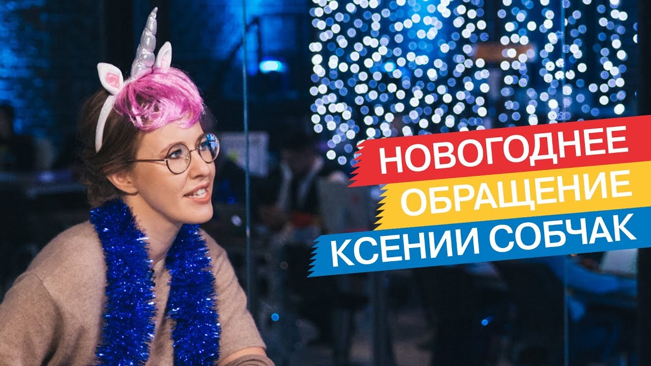 Юная косплейщица сосет в параше