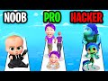 NOOB vs PRO vs HACKER In FAMILY RUN 3D!? (ALL LEVELS!)