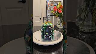 witch Cauldron cake #cakedesign #cake