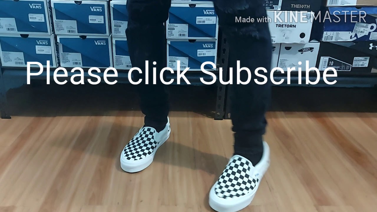 vault checkerboard slip on