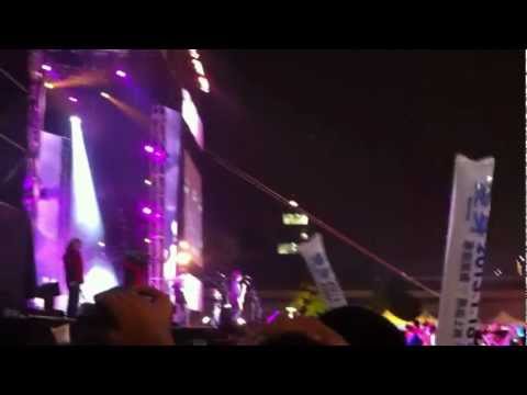 五月天2013高雄夢時代跨年