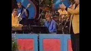 Lasse Berghagen - Min kärlekssång till dig (Allsång på Skansen)