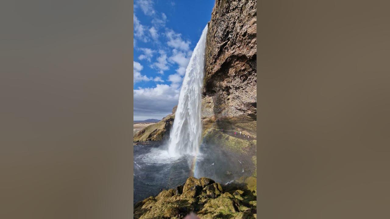 Seljalandsfoss Waterfall