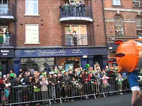 Video: St. Patrick's Day Parade i Dublin: Den kompletta guiden