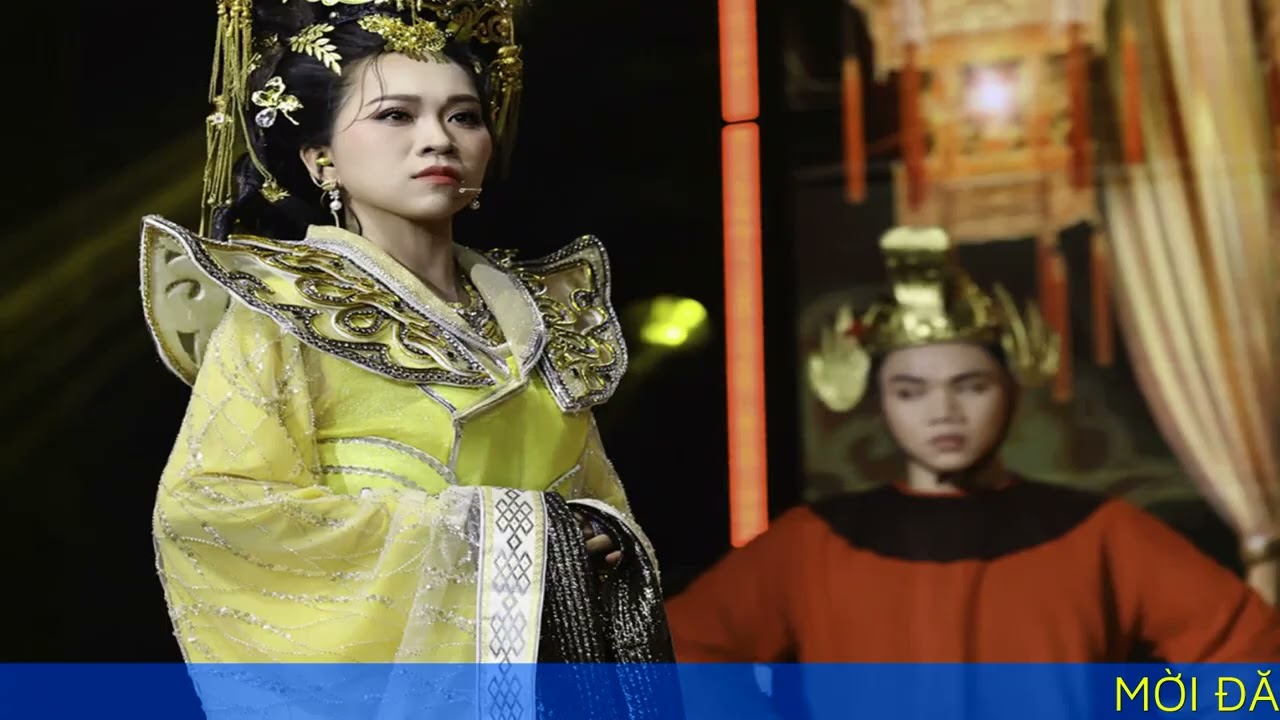 Em trai nghệ sĩ Vũ Linh ngồi xe lăn lên sân khấu