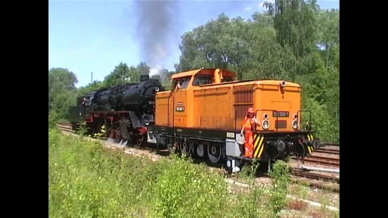50 3616-5 und 106 992-1 am Trafotransport im Erzgebirge