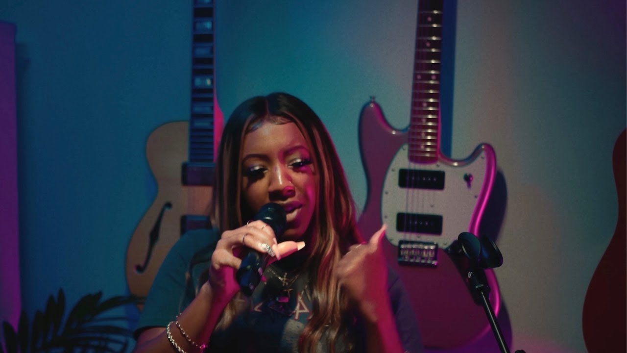 Sydney Renae - "Mixed Emotions" Performance