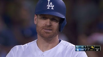KC@LAD: Forsythe singles to right to plate Utley