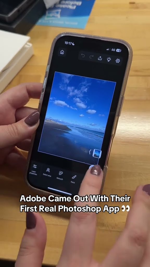 Photoshop’s Mobile App Finally Arrives ?
