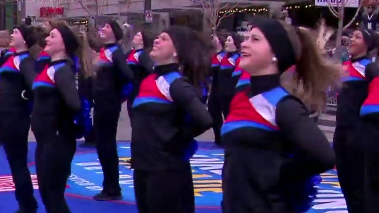 Mid American Pompon All Stars perform at the 2018 America's ...