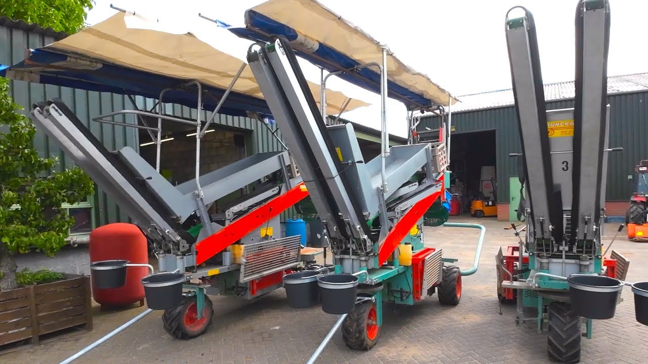 Final preparations before harvest | pluk-o-trak V-belt and gears