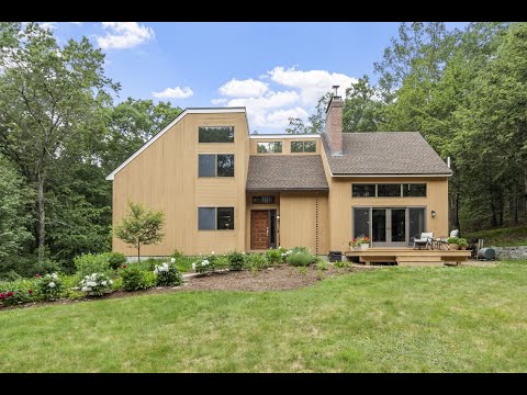 29 Oak Knoll Road, Carlisle, MA home video tour