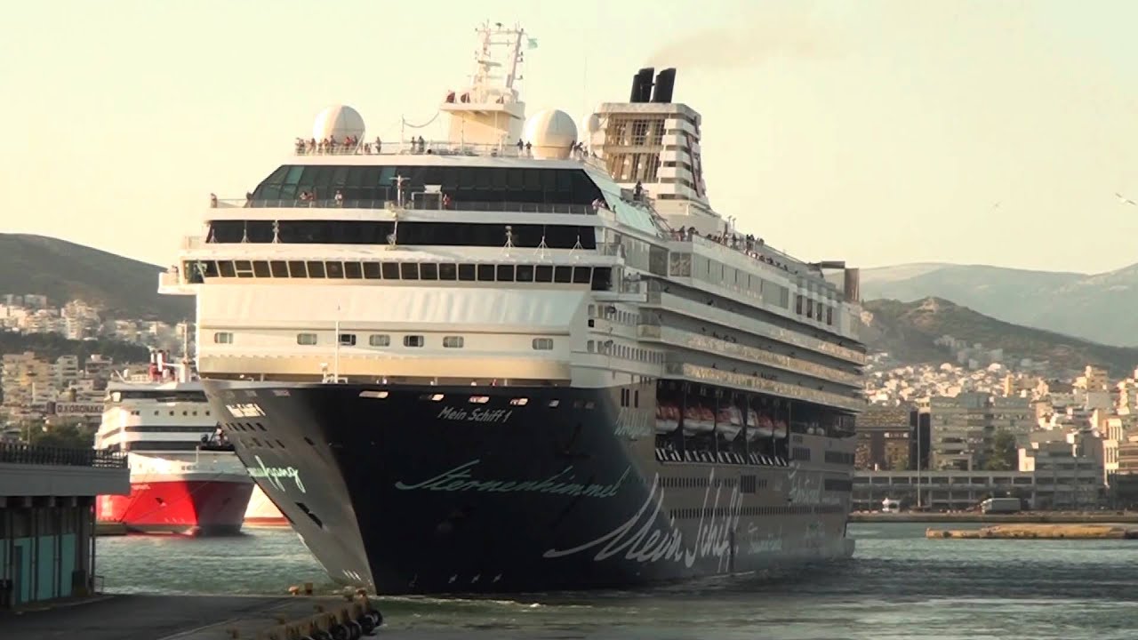 MEIN SCHIFF 1 CPT DIM. PAPATSATSIS