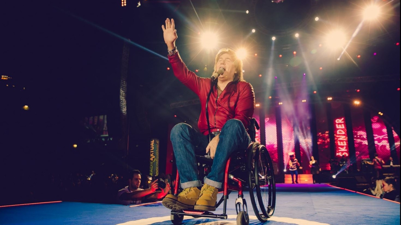 Zdravko Škender - Na koljena padam (Official video)